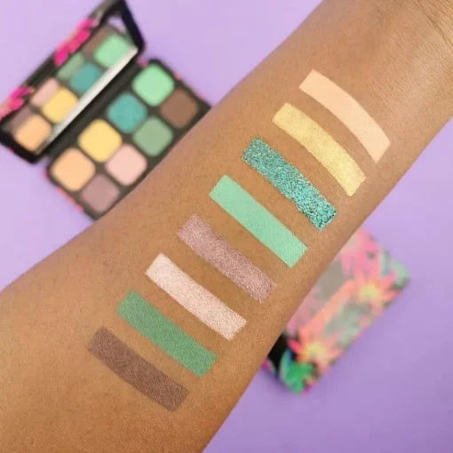 Makeup Revolution Forever Flawless Eyeshadow Palette – Dynamic Chilled Sale