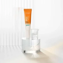 Neutrogena Clear & Defend 0.5% Salicylic Acid SOS Gel 15ml Clearance